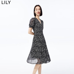 LILY 夏新款女装浪漫印花慵懒泡泡袖气质V领显瘦高腰款连衣裙 510黑 S