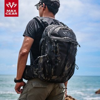 MaxGear 马盖先 暗区双肩包 三层战术结构 16英寸电脑仓 黑色