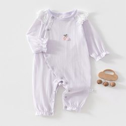 小月龄婴儿夏季薄款连体衣服新生宝宝女a类长袖婴幼儿纯棉外出服