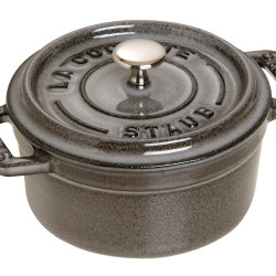 Staub 圆形砂锅炖锅