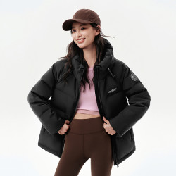 波司登 25冬女款时尚面包服外套百搭保暖短款连帽羽绒服简约