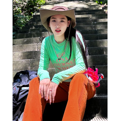 北京森林户外旅行登山显瘦弹力打底印花多色长袖亲肤速干衣T恤女