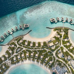 马尔代夫翡叶群岛柏典酒店(Patina Maldives, Fari Islands) 一卧室日暮水景泳池别墅4晚(连住)