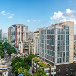 雅阁·维福顿轻居(广州北京路步行街西门口地铁站店) 维雅城景家庭房{智能客控 西关城市风光}1晚