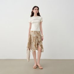 自巧 小个子修身圆领正肩字母印花T恤上衣女2026夏季新品抗菌舒弹