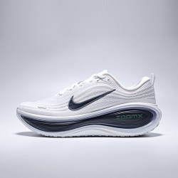 NIKE 滔搏NIKE耐克男子VOMERO PLUS运动休闲训练跑步鞋HV8150-109
