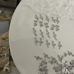 新款合金小蛇美甲饰品金属装饰指甲蛇形简约网红立体diy指甲配饰