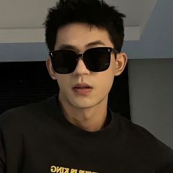 墨镜推荐男生专用大脸显瘦痞帅防紫外线太阳镜女潮防强光太阳眼镜