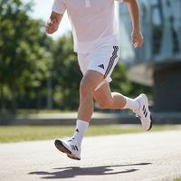 adidas 男女 足球系列GCA TEAM SHO 运动短裤 JW9913 白色 L