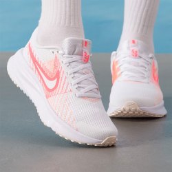 NIKE 跑鞋女鞋新款春季运动鞋RUN DEFY运动鞋缓震轻便透气跑步鞋 HM9593-108 37.5