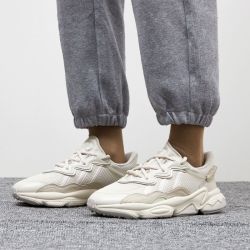 adidas OZWEEGO 黑武士配色 休闲运动鞋