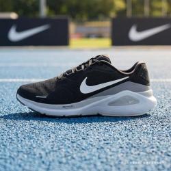 NIKE STRUCTURE 26透气网面轻便男子跑鞋
