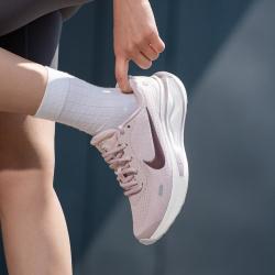 NIKE 2026年JOURNEY RUN SE低帮女鞋耐磨运动鞋时尚休闲轻便缓震跑步鞋