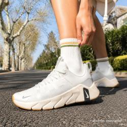 NIKE FREE METCON 7运动健身低帮女子训练鞋