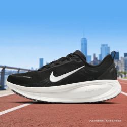 NIKE Vomero 18 跑鞋