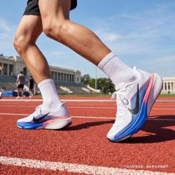 NIKE 体考体测AIR ZOOPEGASUS 42透气轻便低帮男子跑步鞋