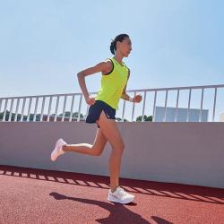 NIKE 夏季 Dri-FIT薄款透气通勤百搭 女子运动短裤