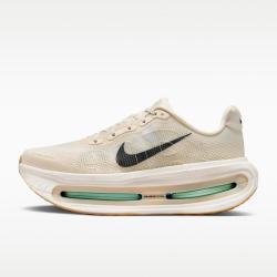 NIKE 迈柔VOMERO PREMIUM透气网面轻便低帮男子跑步鞋