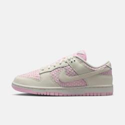 NIKE 七夕情人节配色DUNK LOW轻便舒适低帮女子运动休闲鞋