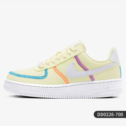 NIKE Air Force 1 女士运动板鞋 315115-112 纯白