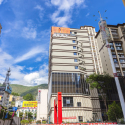 润东酒店（东岸国际商业中心店）1晚