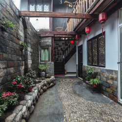 古月庭院客栈（西塘古镇景区内店）1晚+含1张景区门票和汉服体验