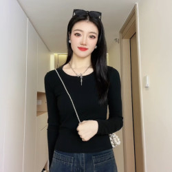 新款短袖修身显瘦U领露锁骨长袖t恤德绒打底衫女内搭秋冬时尚