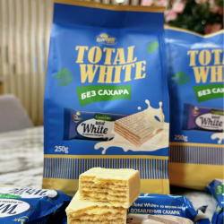 拉迈尔 大咖俄罗斯进口拉迈尔牌0蔗糖白巧克力酸奶威化零食代餐250g