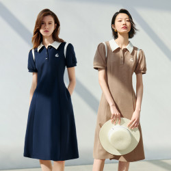 初语 学院风连衣裙女24新撞色polo领收腰T恤裙8419018 z1