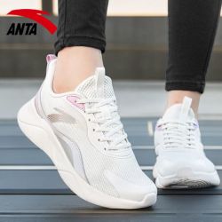 安踏 女款跑步鞋 凌云