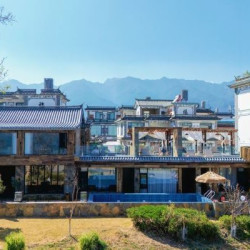大理宿心禾·至臻·沉浸式海景设计师民宿(洱海生态廊道店) 宿说.海景投影大床房{看海泡泡浴马歇尔音响伴奏}1间夜
