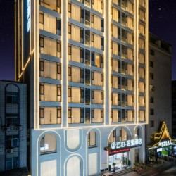 云泊居里酒店(西双版纳景洪告庄西双景星光夜市店) Cordial·沁雅大床房2间夜
