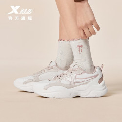 特步 女鞋运动休闲老爹鞋春夏透气新款大网孔网布轻便简约鞋子女 帆白/象牙白/棕粉色