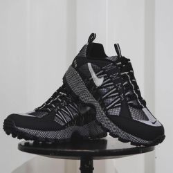 NIKE Air Humara 男款跑鞋 FJ7098-002