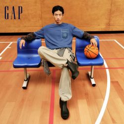 Gap 男女款短袖T恤 637571