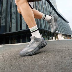 361° 锋牙2.0 SE 橡胶大底 男款Q弹超轻透气缓震跑鞋 672412223