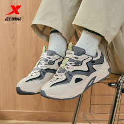 特步 休闲鞋男复古百搭运动鞋轻便防滑潮流防滑休闲鞋