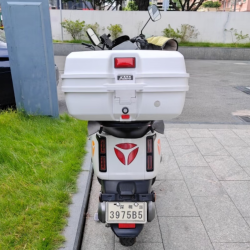 嘉得瑞 尾箱后备箱摩托车尾箱电瓶车箱特大号后备箱加厚踏板车头盔储物箱45L