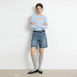 Gap 女装2026春季款棉莫代尔混纺交叠镂空圆领长袖T恤美版889422