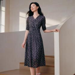 Koradior 夏季新浪漫茶歇连衣裙女V领收腰优雅长裙