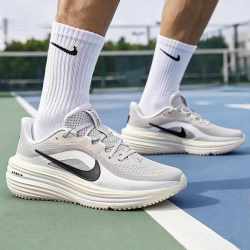 NIKE 男鞋AIR WINFLO 12运动鞋厚底跑步鞋HV9272-004