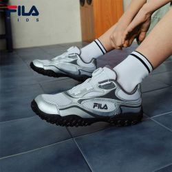 FILA KIDS斐乐复古跑鞋夏季款大童时尚运动卵石鞋K55B521112P