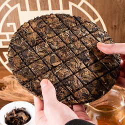 淡雾茶语2019年福鼎白茶贡眉老白茶格子茶饼150gXZY
