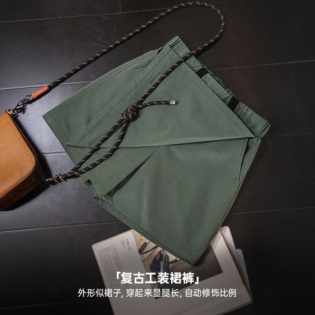 马登 夏日美式假两件工装短裙裤山系徒步防走光百搭松紧腰裙裤子女