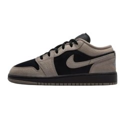 NIKE AIR JORDAN 1 LOW SE 篮球鞋