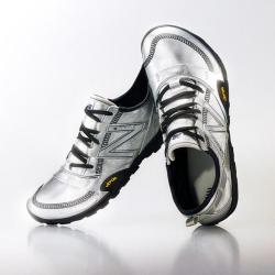 new balance NB官方26年新男女轻便薄底休闲鞋MT10O8SW