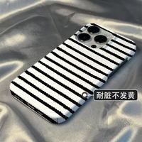 C 【裸机手感】黑白条纹苹果17pro手机壳iPhone16菲林15pro硬壳1413小众12简约11 A款 iPhone 17 Pro