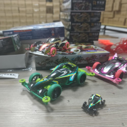锐泽景品四驱车玩具玩具车赛车玩具迷你天蝎座，自由皇帝，飞镖手。
