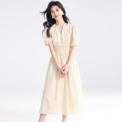 舒朗 纯棉连衣裙女夏季高级感法式泡泡袖气质v领收腰中长薄款a字裙子