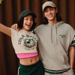 Gap 男女装春夏季款印花logo无袖针织连帽卫衣宽松轻薄727967